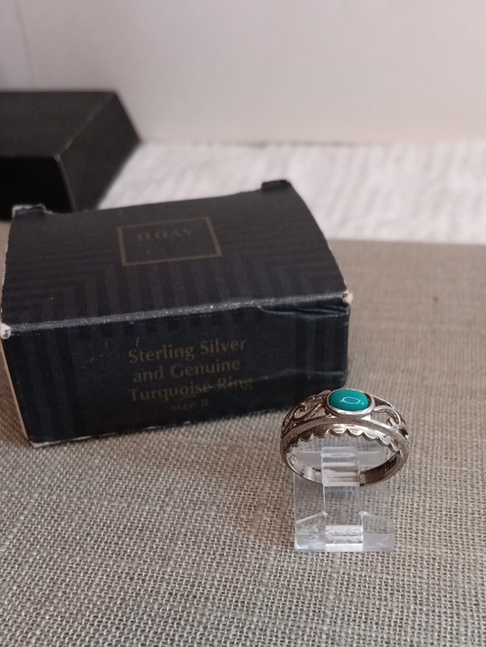 Avon Sterling Silver Ring with Turquoise Blue Stone Size 8 In Box 1995